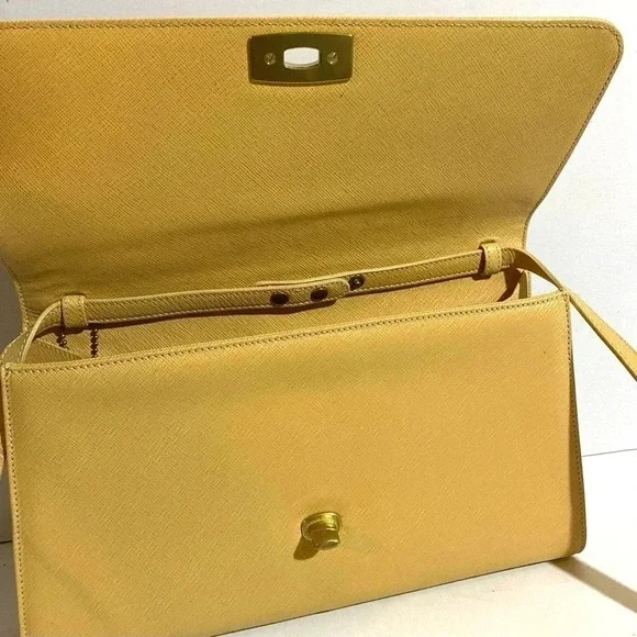 Coach beige saffiano leather crossbody handbag - Picture 11 of 12